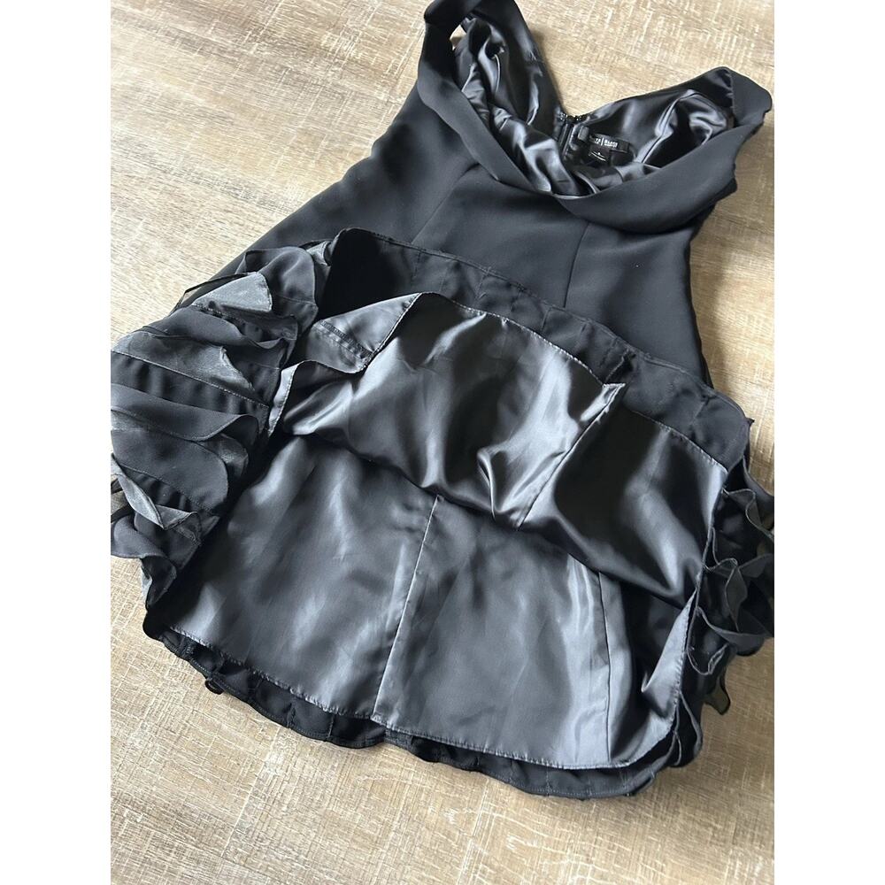 WHBM White House Black Market Black Cocktail Dress 4 LBD V Neck Ruffle Hem - Picture 7 of 12